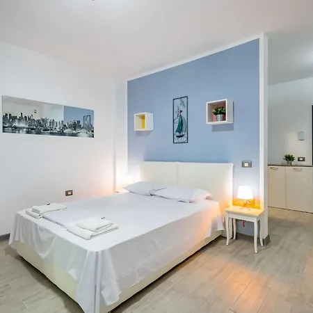 Apartament Onix & Pool 62 *